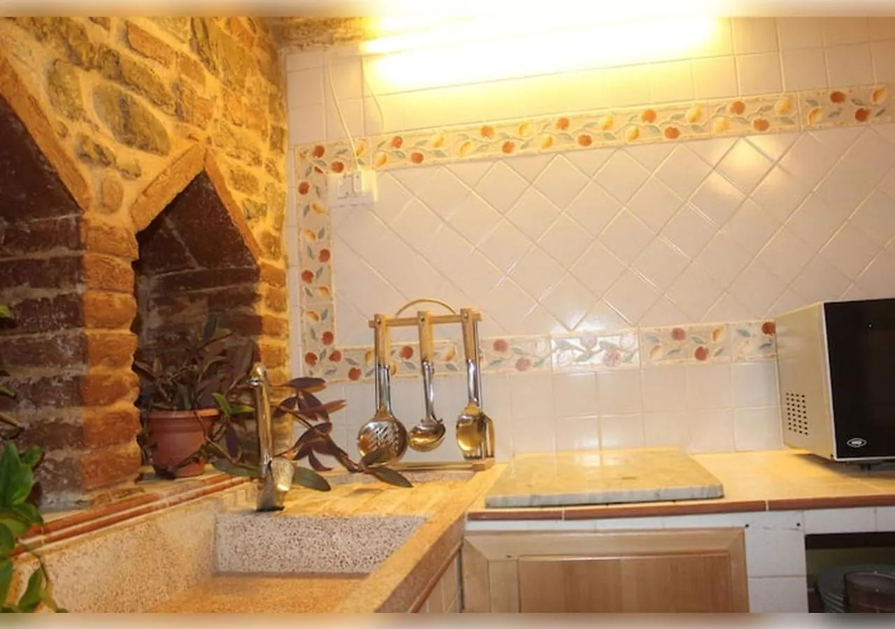 Pitti Palace - Original Florentine Accommodation فلورنس شقة